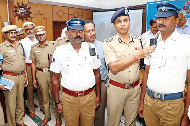 Contractors slam traffic police for new approval system in Coimbatore: