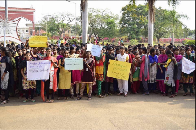 TNAU, students protest